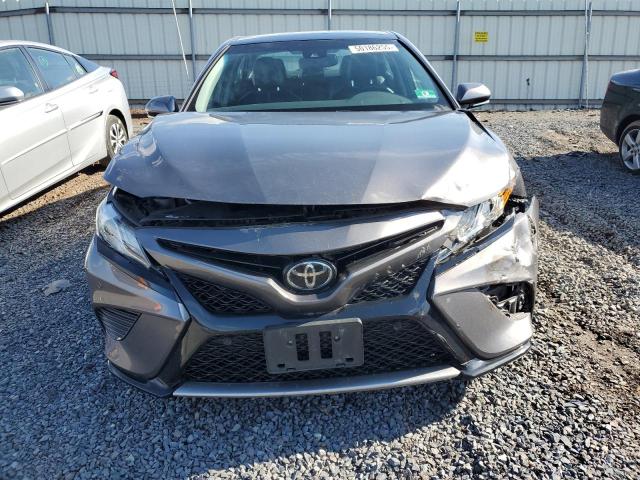  TOYOTA CAMRY 2018 Сірий