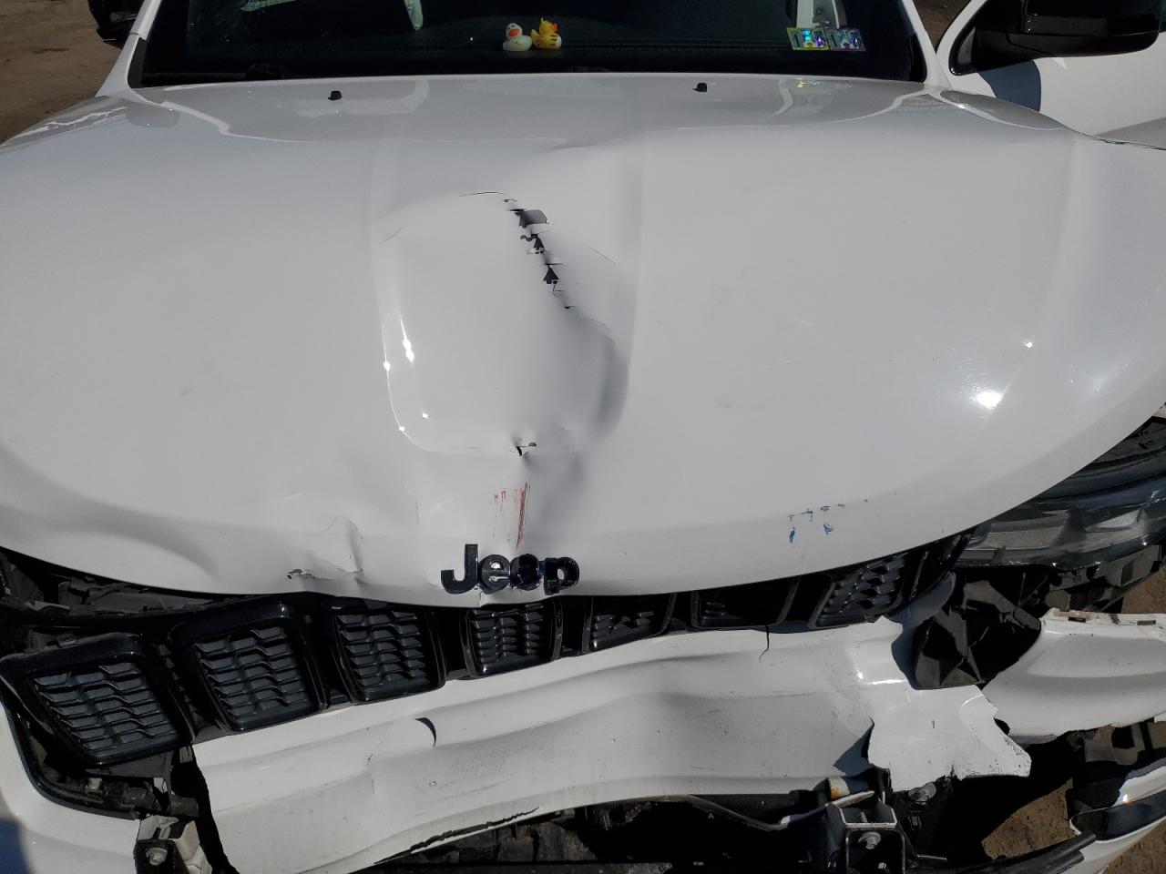 2019 Jeep Grand Cherokee - Image 14