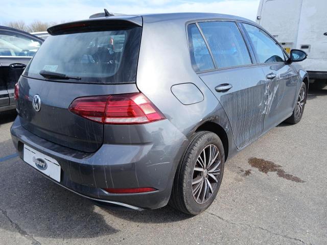 2018 VOLKSWAGEN GOLF SE NA