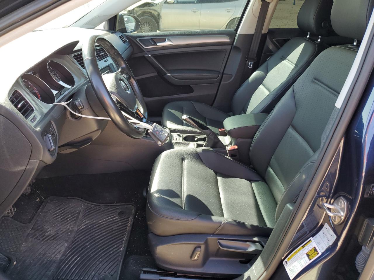 2017 Volkswagen Golf - Image 7