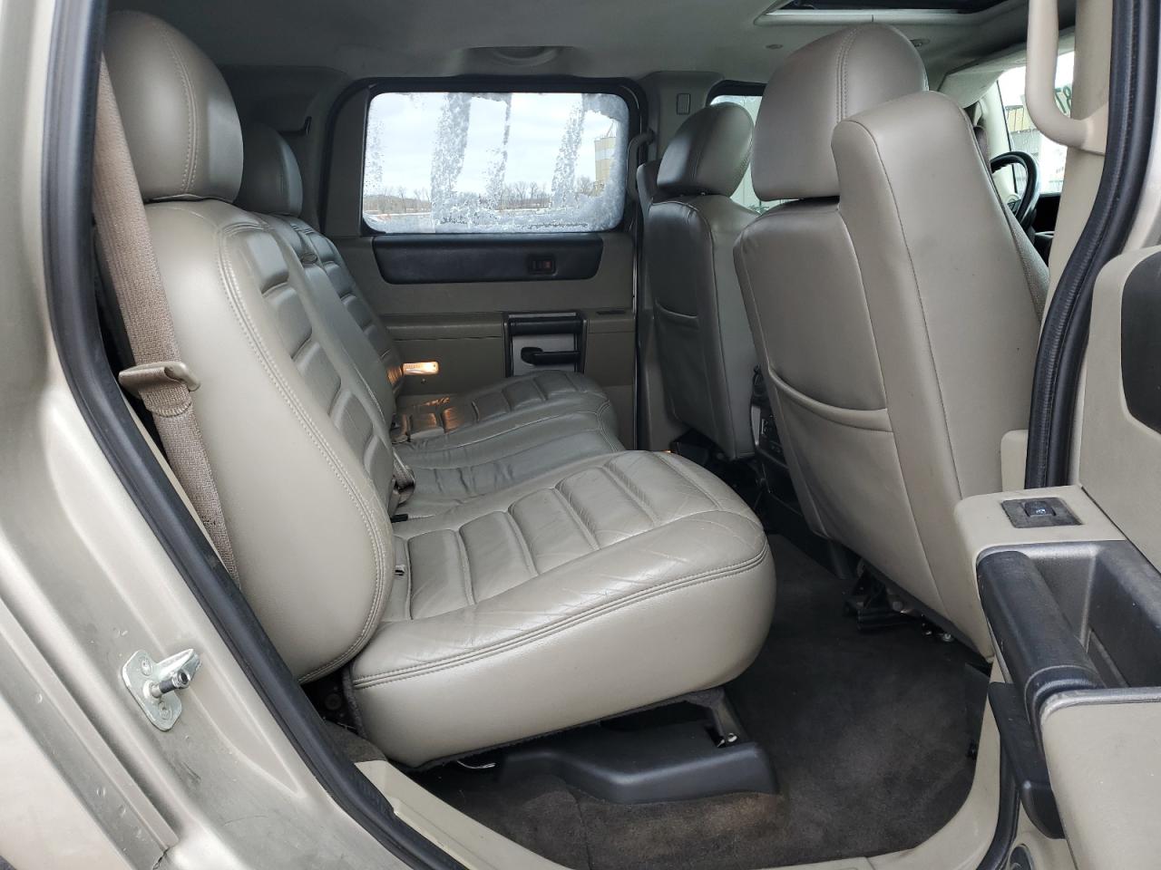 2003 Hummer H2 - Image 11