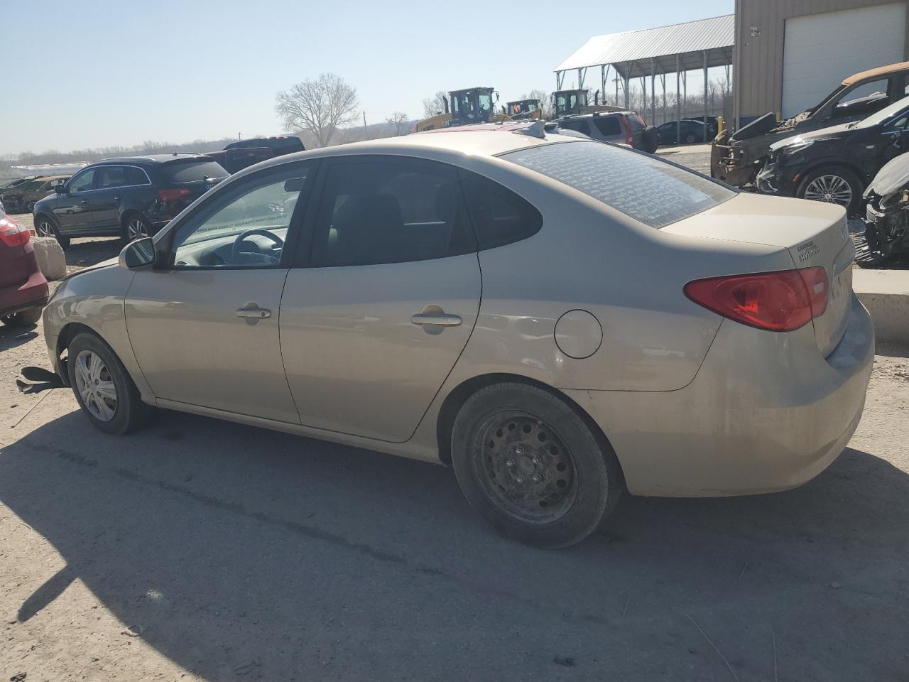 2010 Hyundai Elantra - Image 2