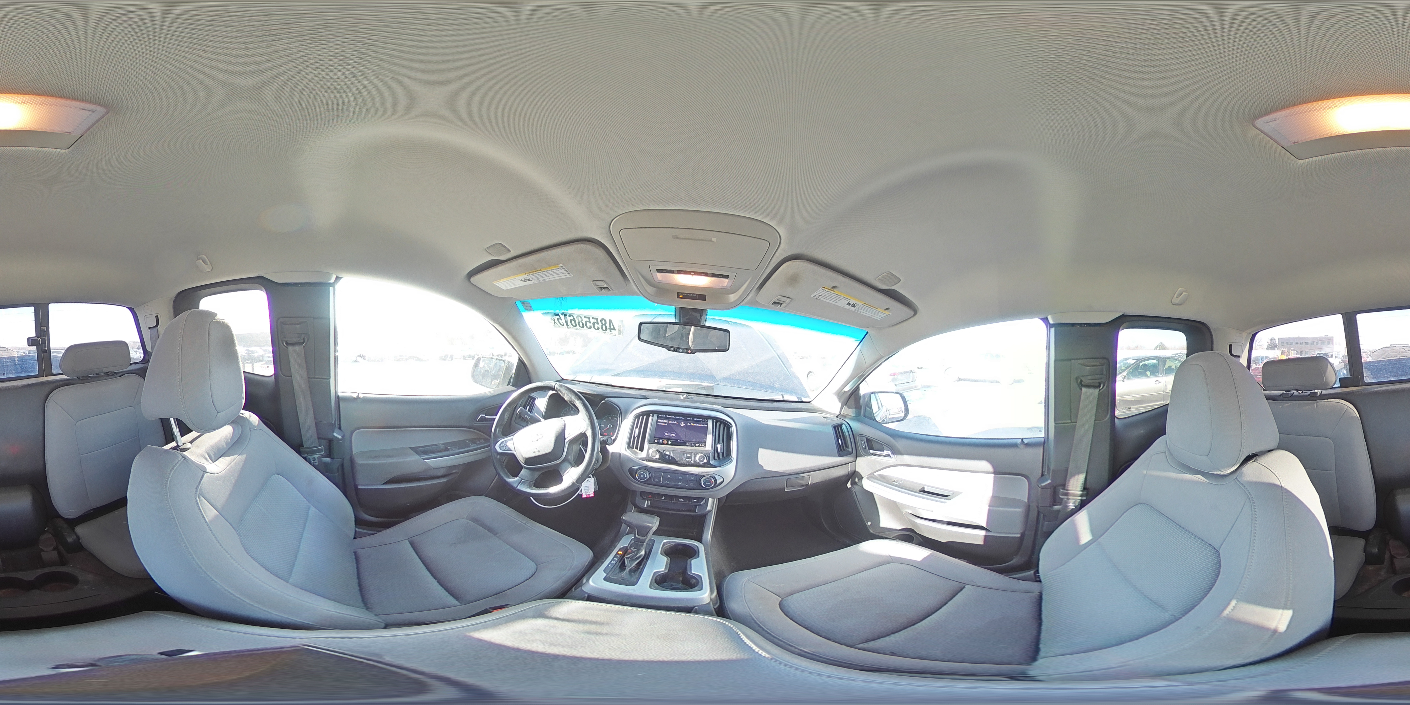 2019 Chevrolet Colorado - Image 13