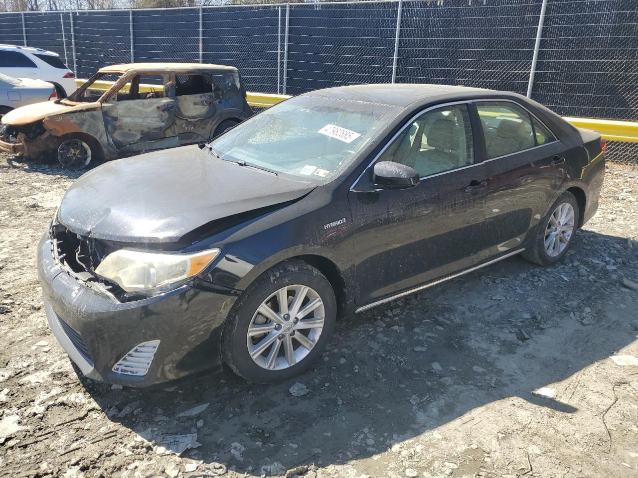 2012 Toyota Camry Hybrid for Sale in Waldorf, MD - Front End