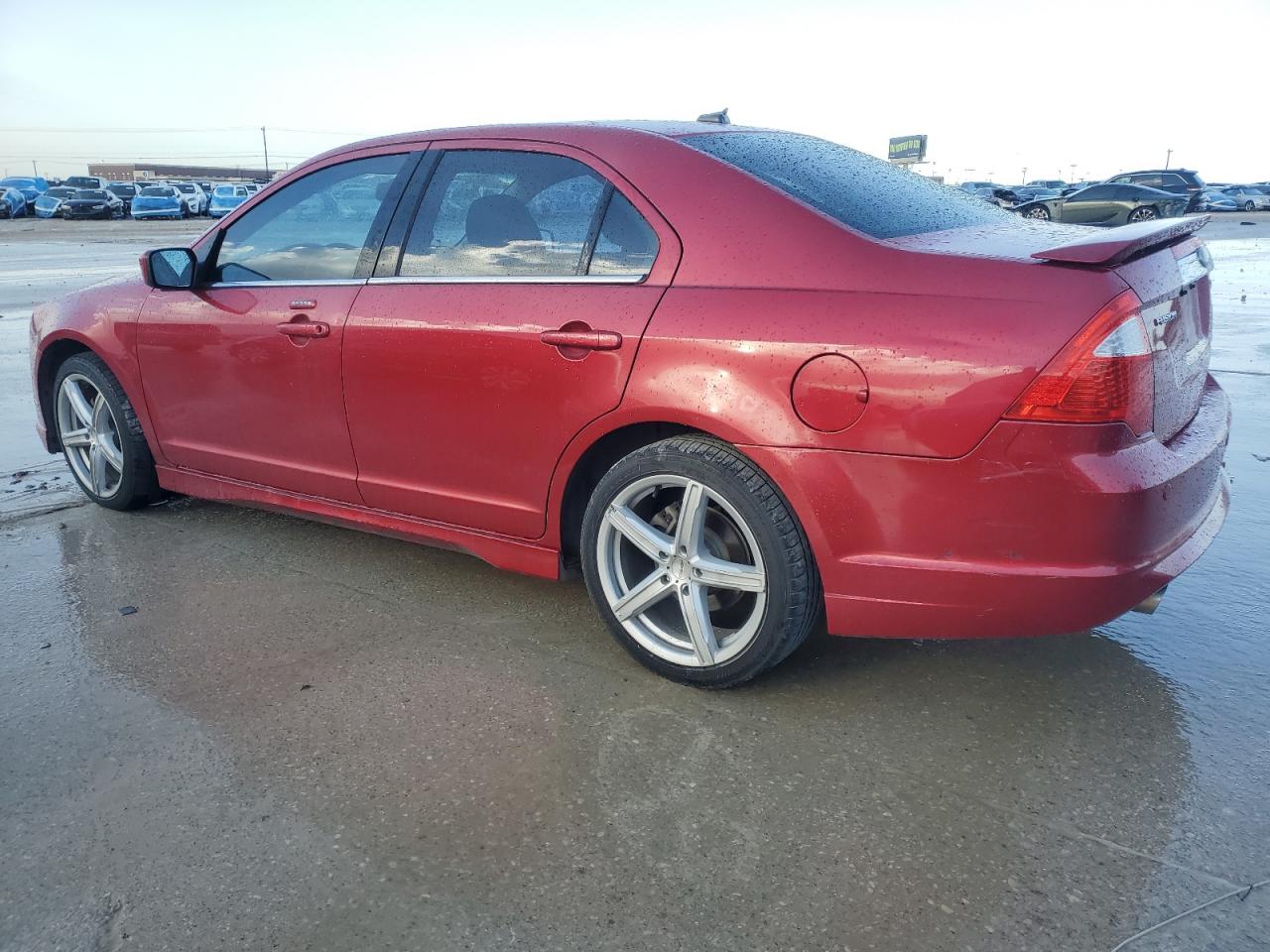 2010 Ford Fusion - Image 2