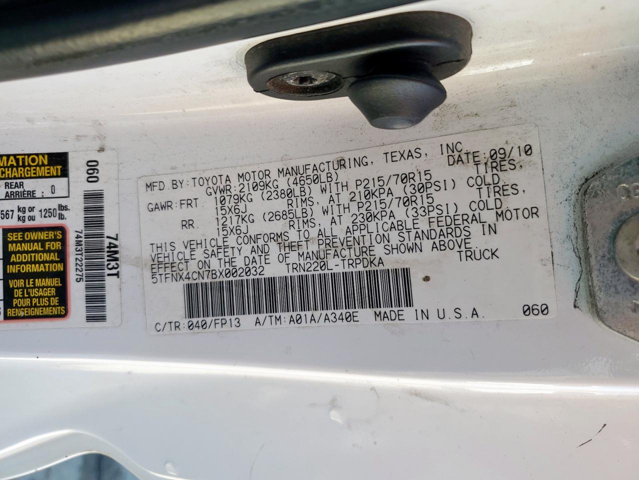 2011 Toyota Tacoma - Image 13