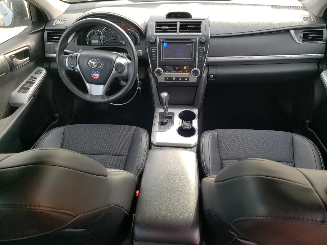 2013 Toyota Camry - Image 8