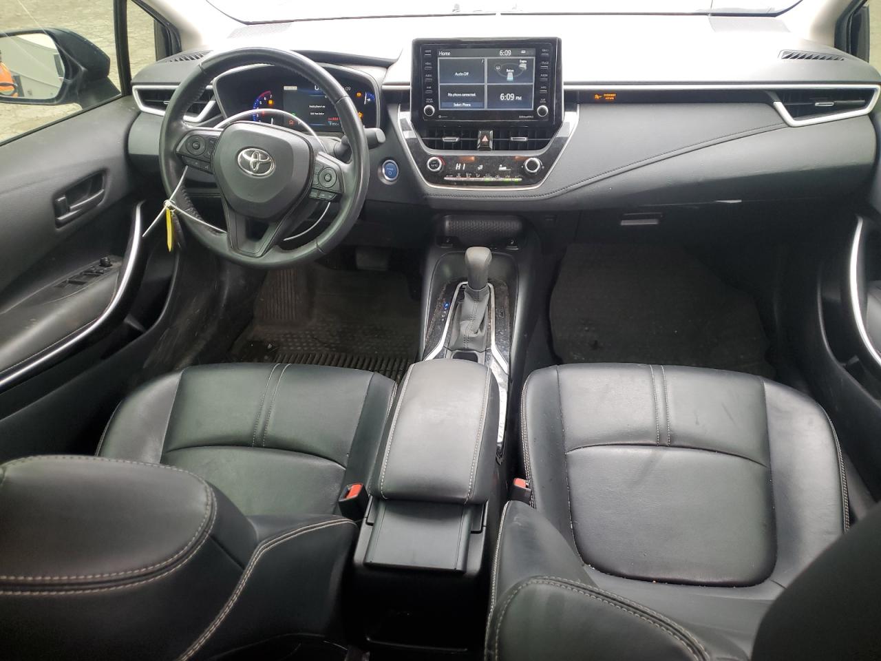 2022 Toyota Corolla - Image 8