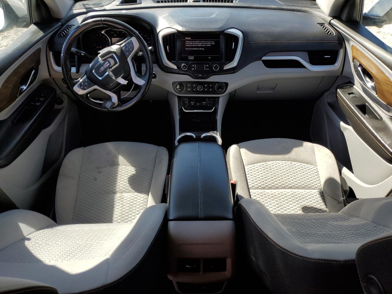 2020 GMC Terrain - Image 8