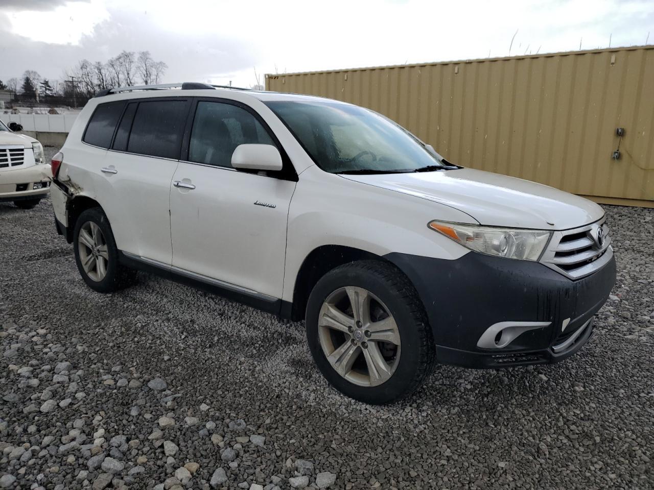 2012 Toyota Highlander - Image 4