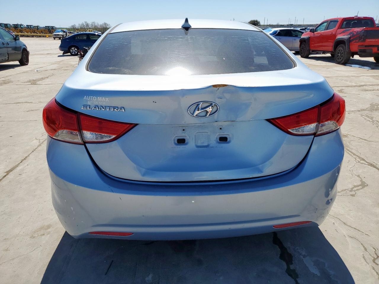 2013 Hyundai Elantra - Image 6
