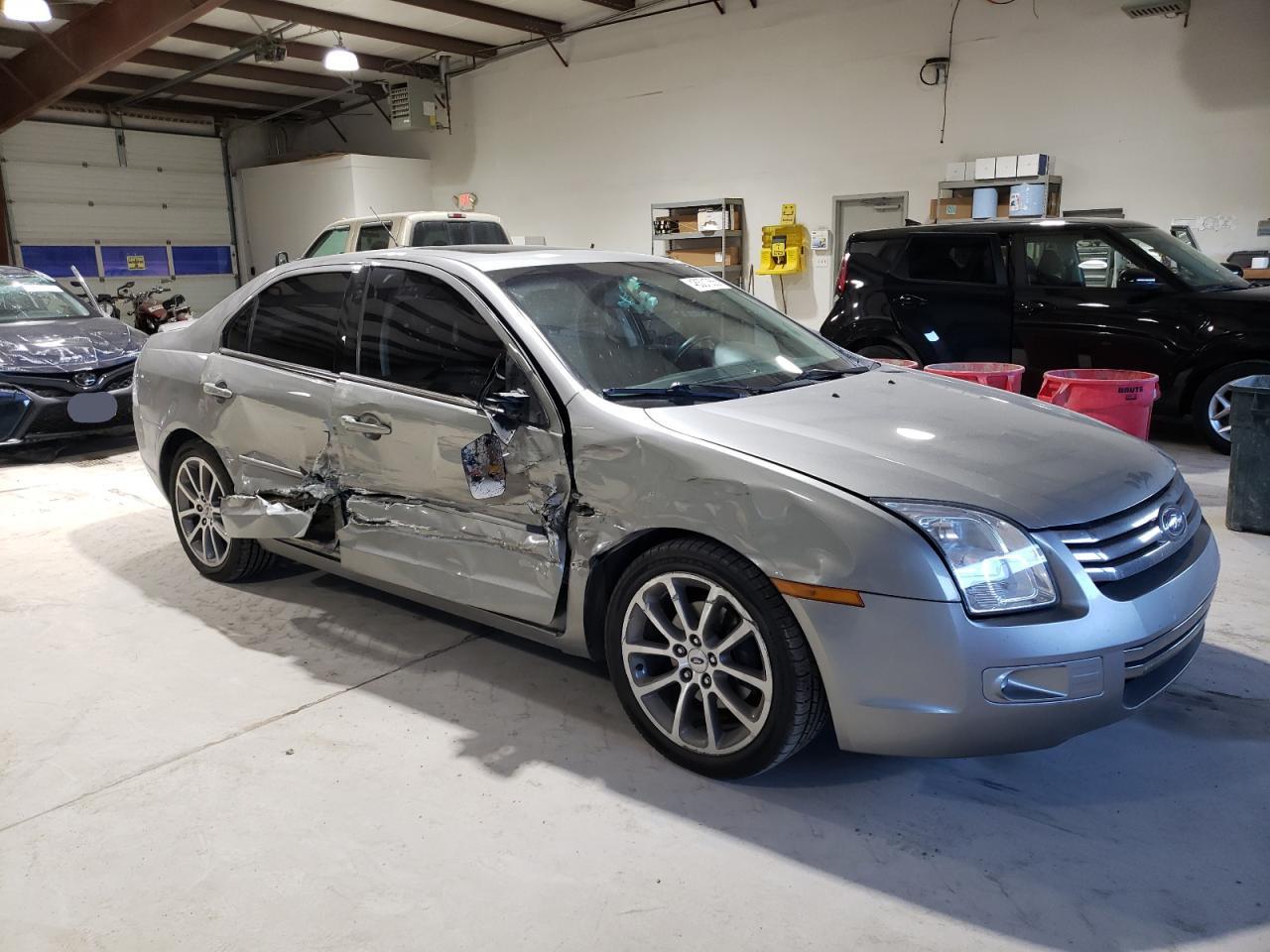 2008 Ford Fusion - Image 4
