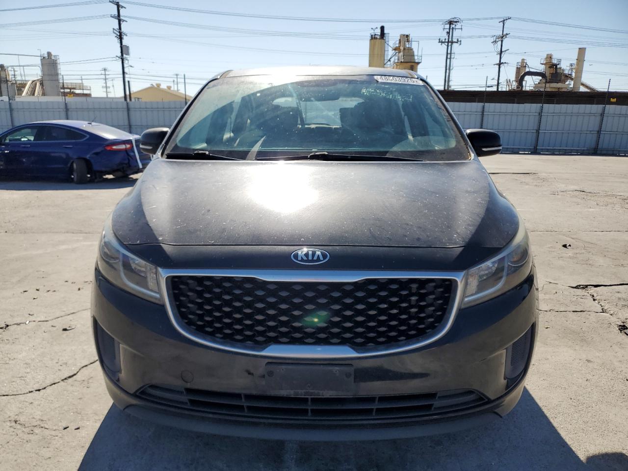 2016 Kia Sedona - Image 5