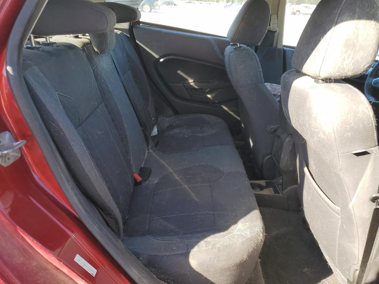 2014 Ford Fiesta - Image 11