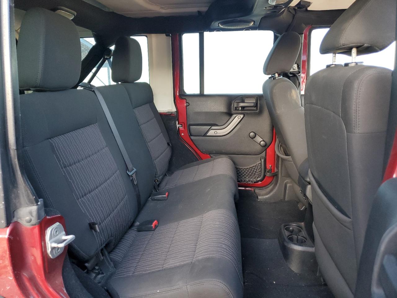 2012 Jeep Wrangler - Image 11