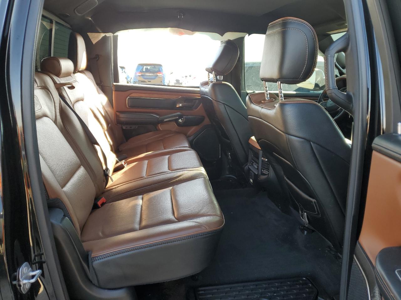 2021 RAM 1500 - Image 10