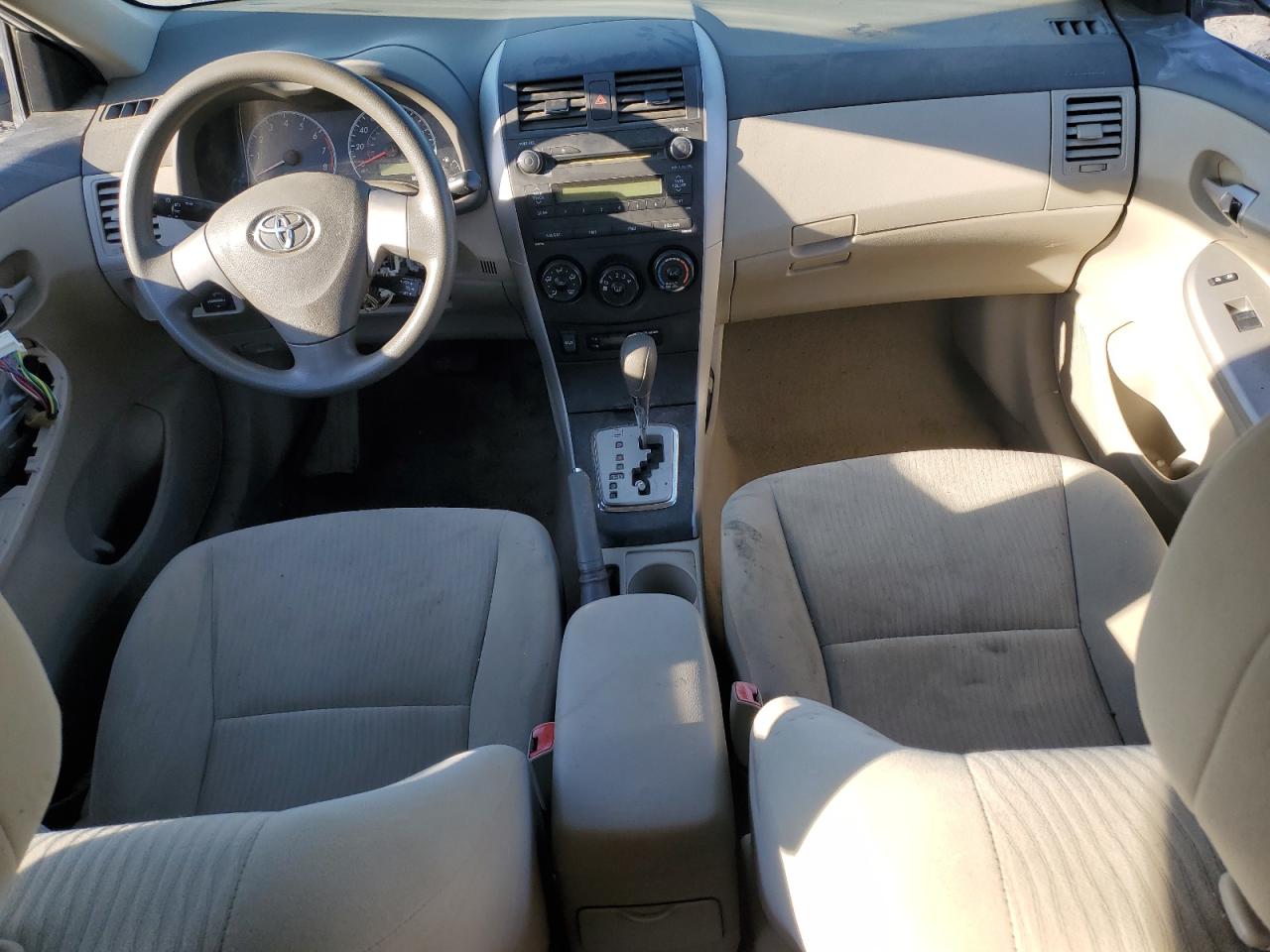 2010 Toyota Corolla - Image 8