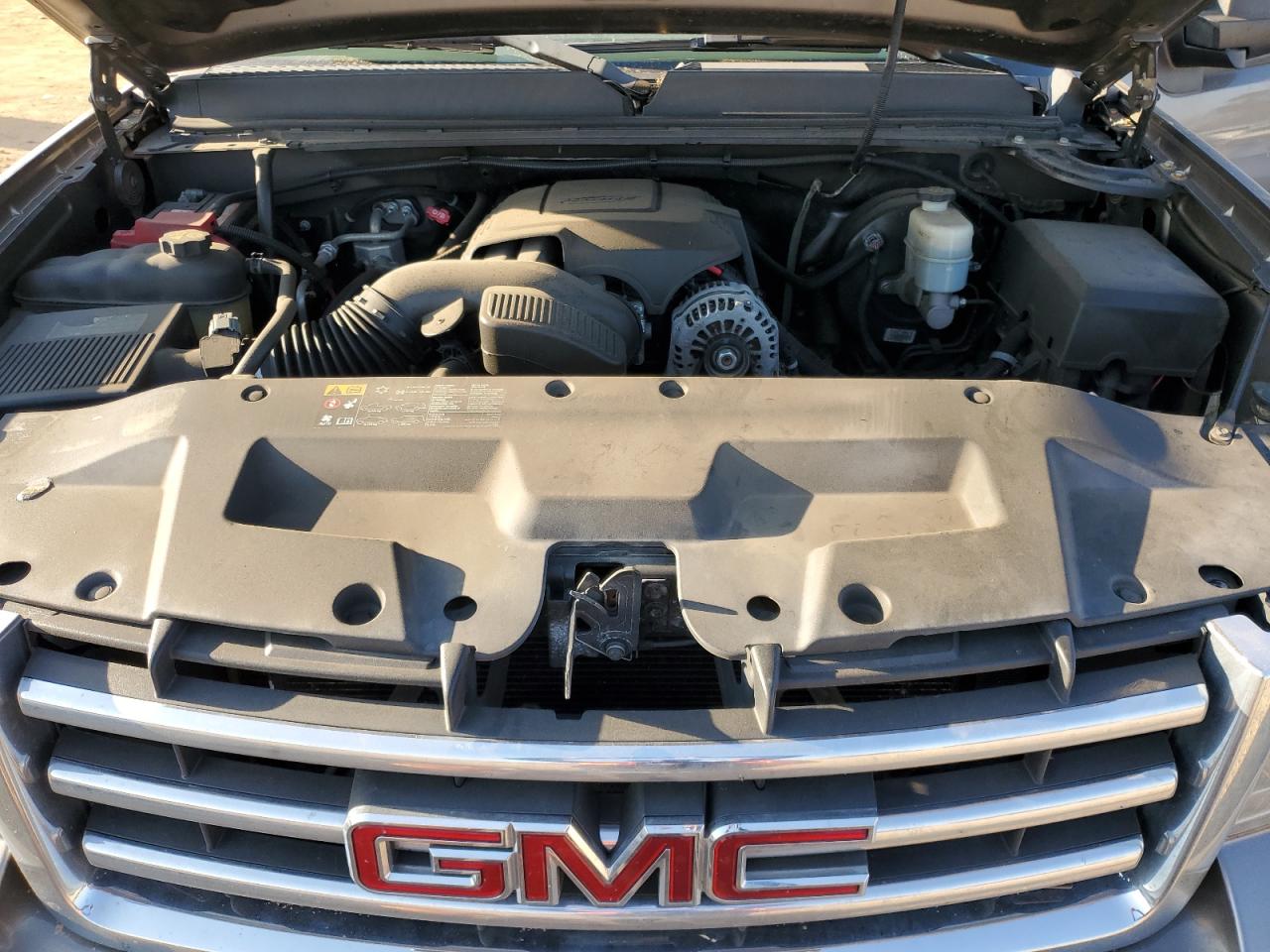 2012 GMC Sierra - Image 12