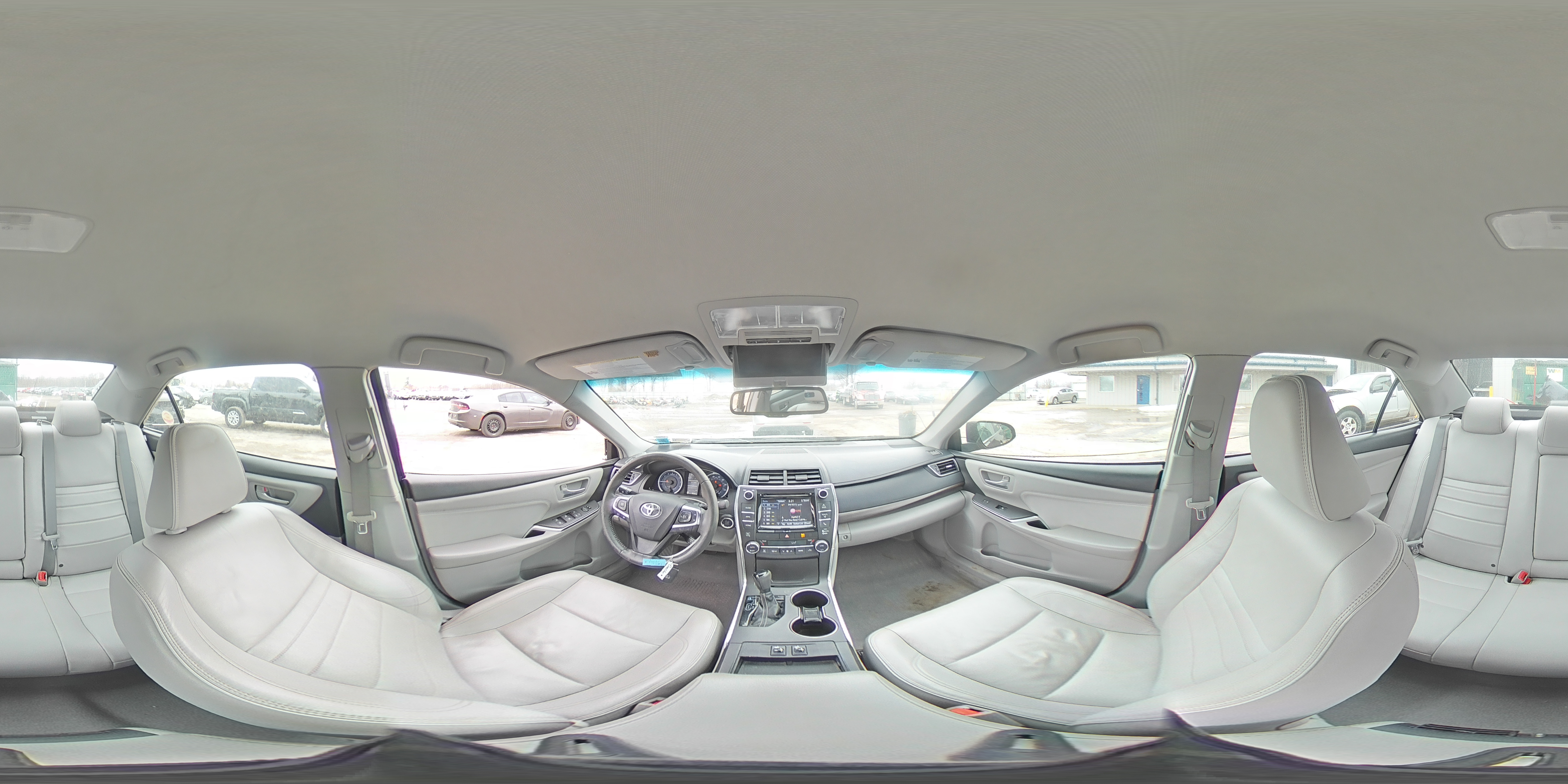 2017 Toyota Camry - Image 15