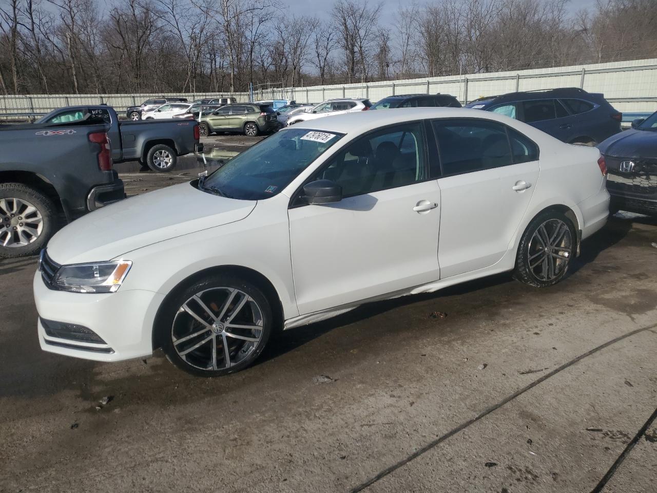 2015 Volkswagen Jetta - Image 1
