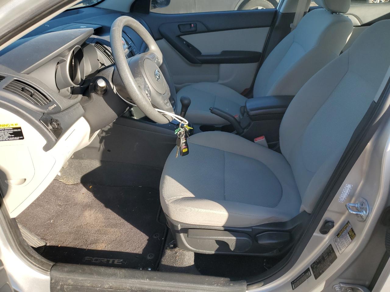 2010 Kia Forte - Image 7