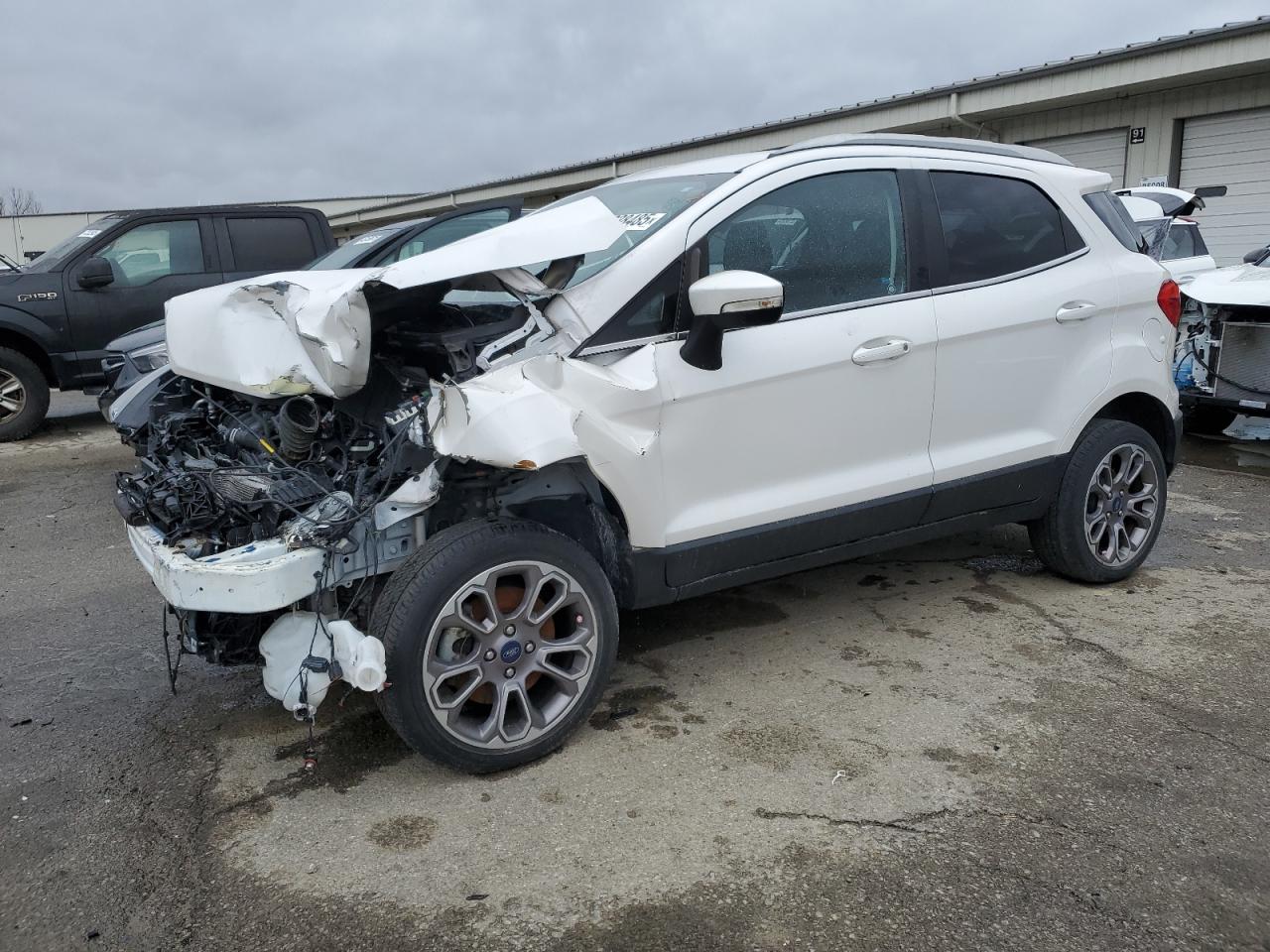 2019 Ford Ecosport Titanium იყიდება Louisville-ში, KY - Front End