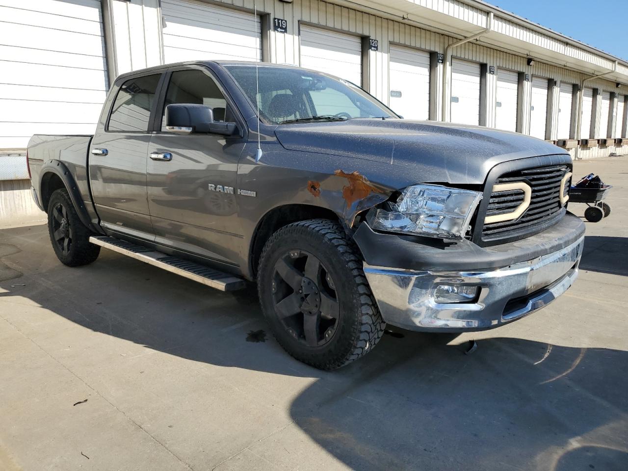 2010 Dodge RAM - Image 4