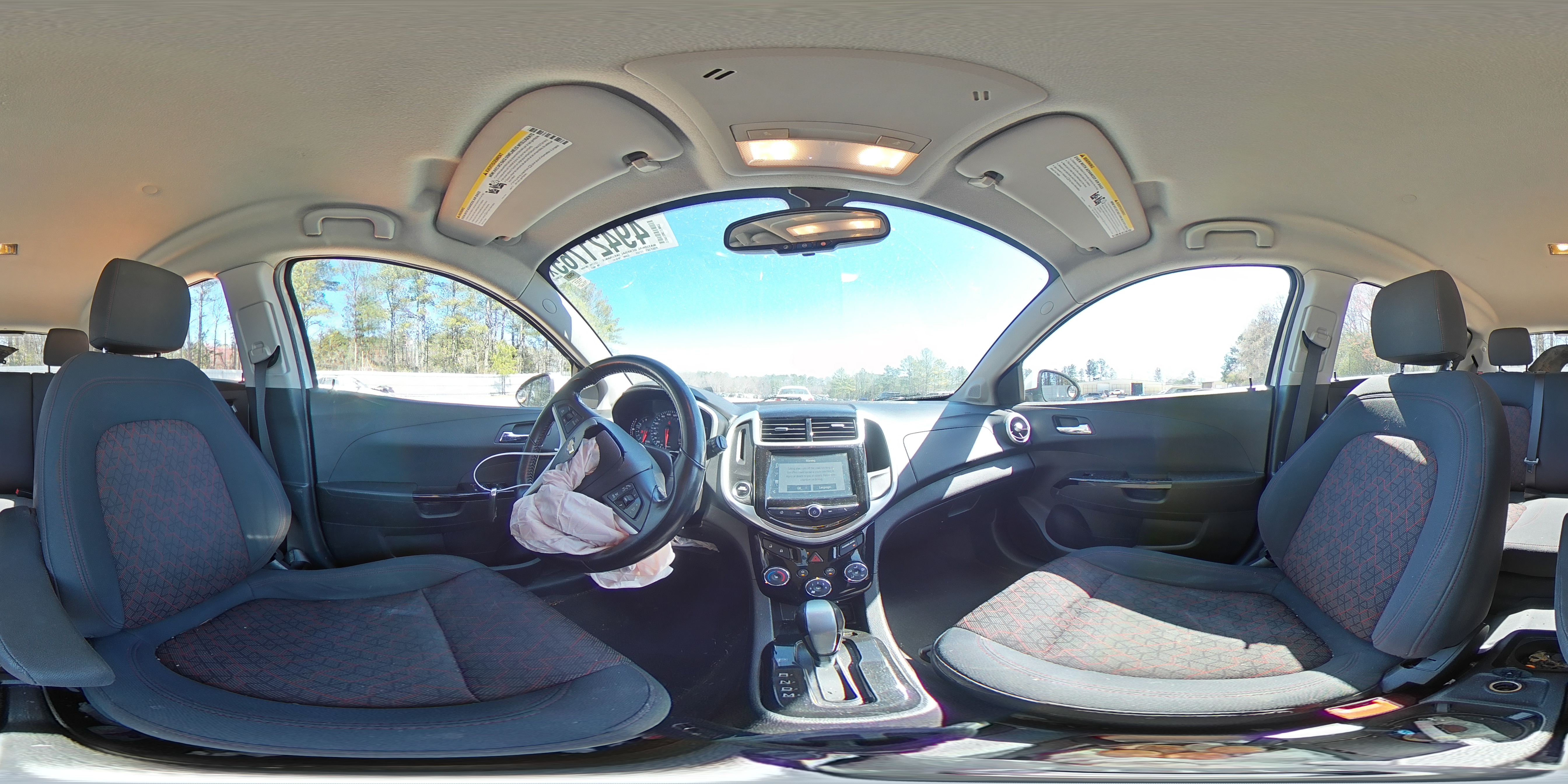 2017 Chevrolet Sonic - Image 13