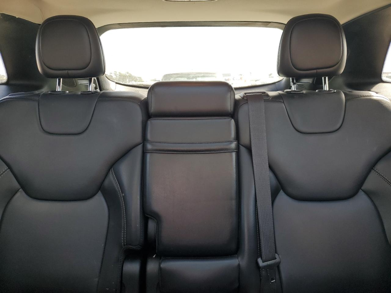 2016 Jeep Grand Cherokee - Image 10