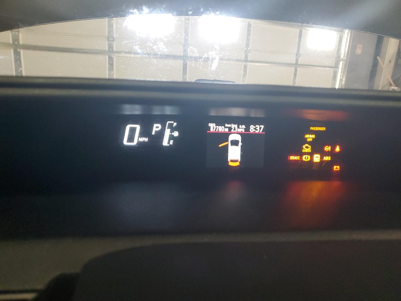 2016 Toyota Prius - Image 9