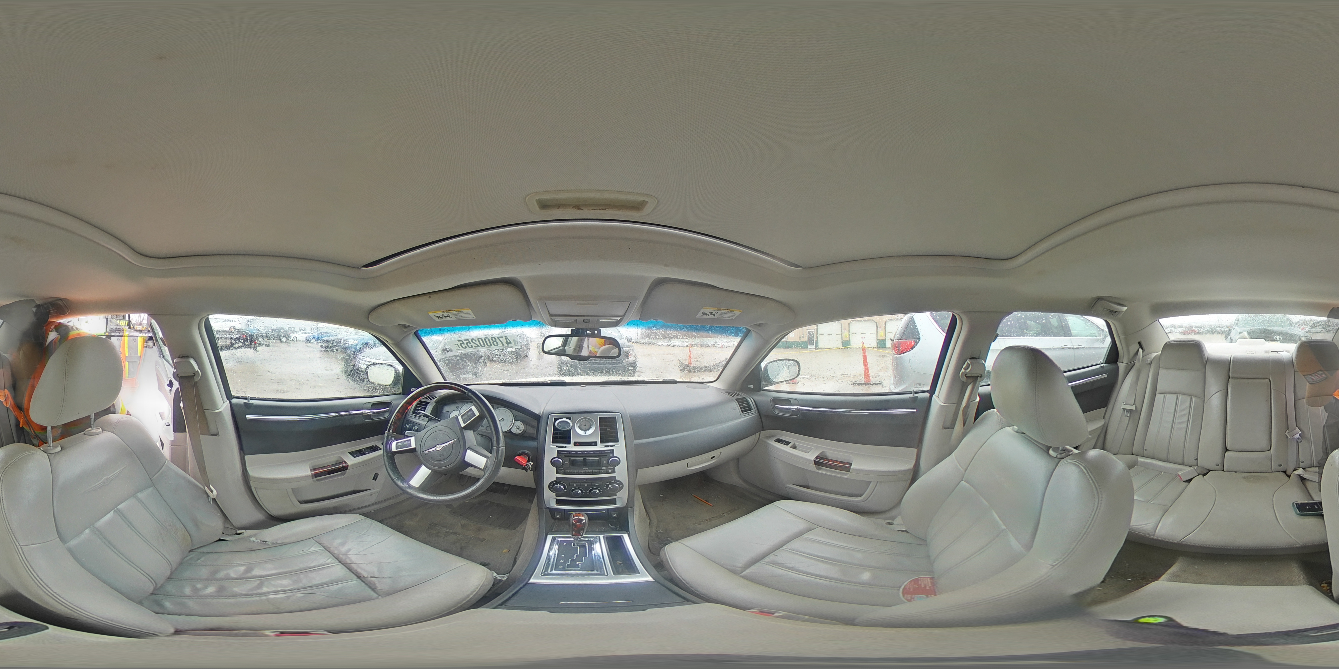 2007 Chrysler 300 - Image 12