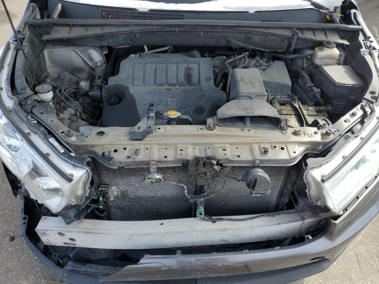 2015 Toyota Highlander - Image 11