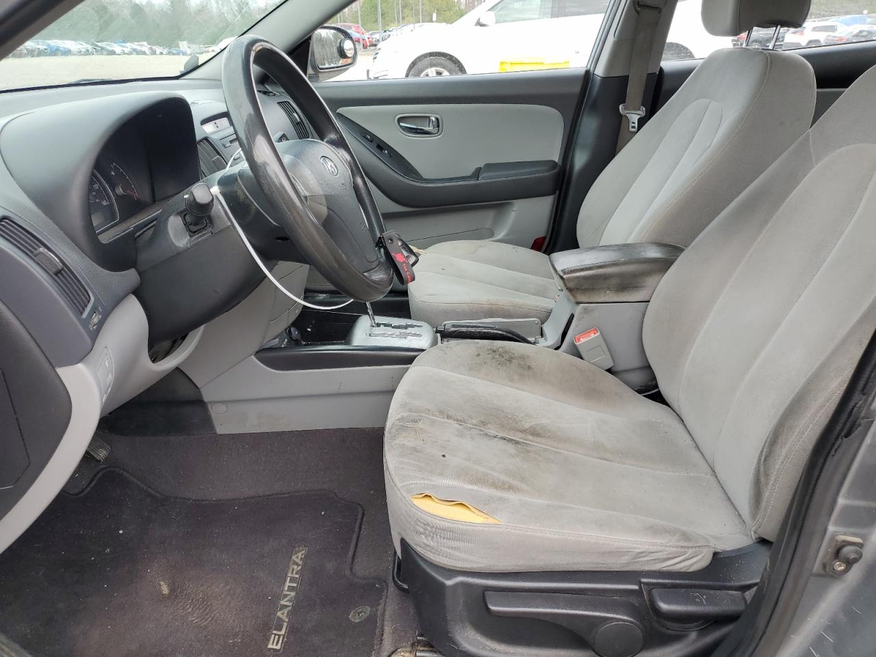 2010 Hyundai Accent - Image 7