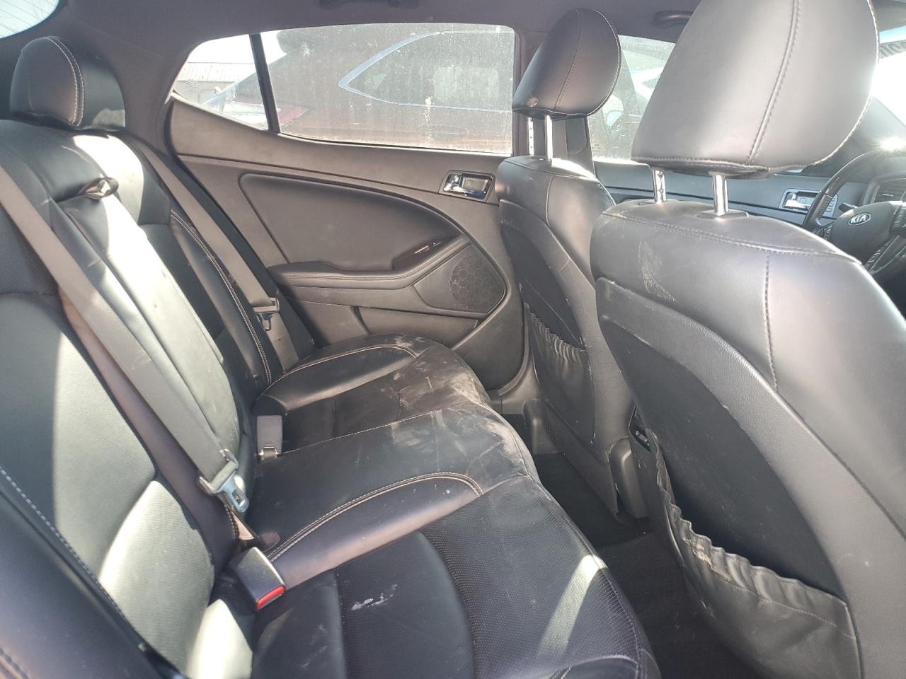 2013 Kia Optima - Image 10