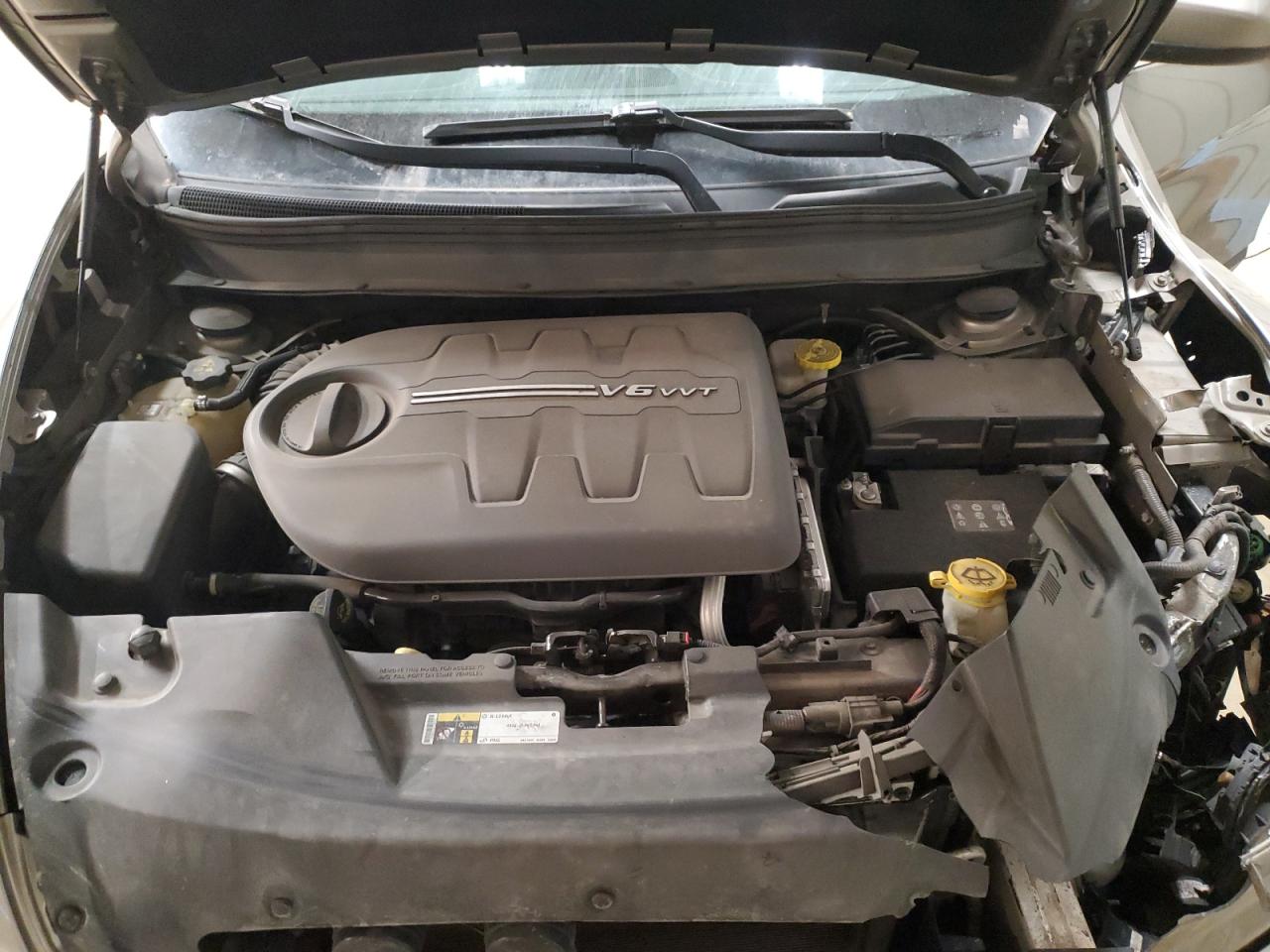 2018 Jeep Grand Cherokee - Image 12