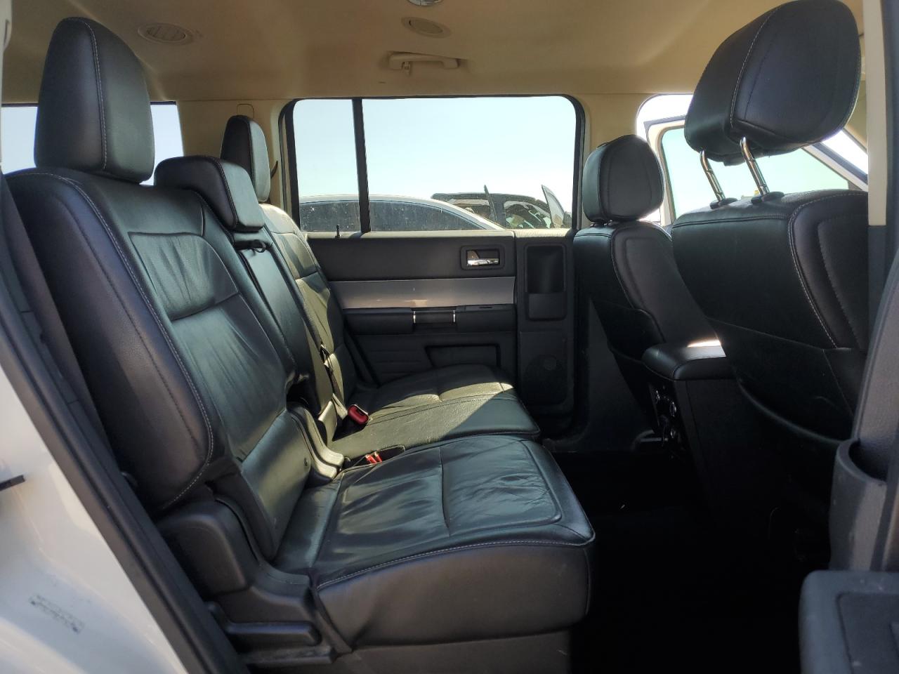 2014 Ford Flex - Image 11
