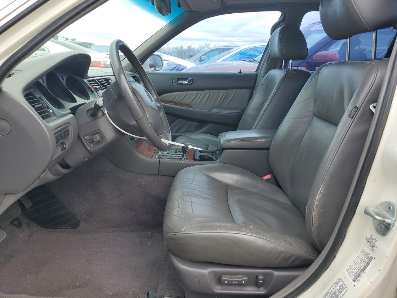 2001 Acura RL - Image 7