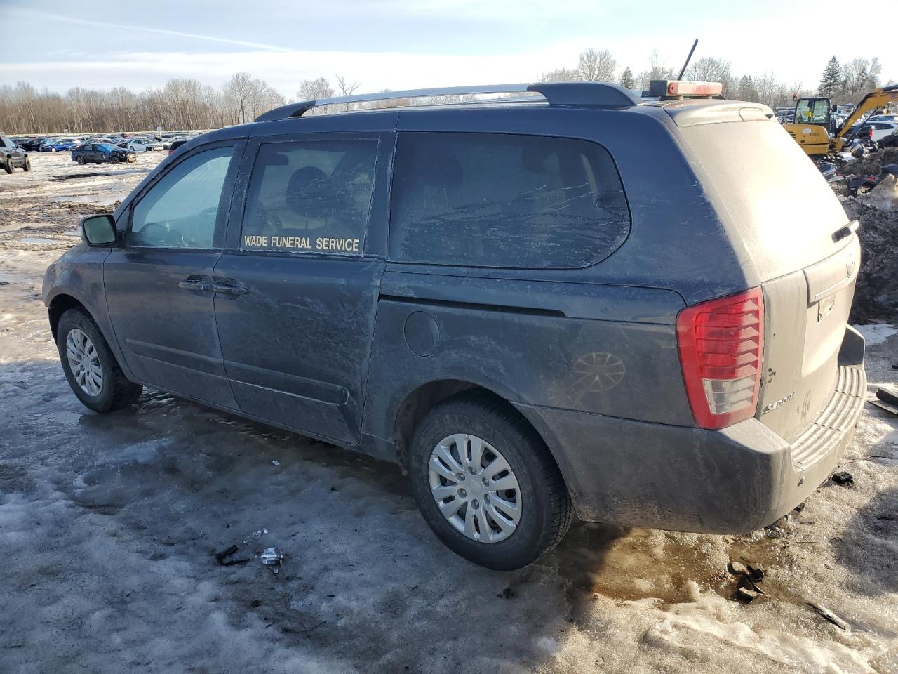 2014 Kia Sedona - Image 2