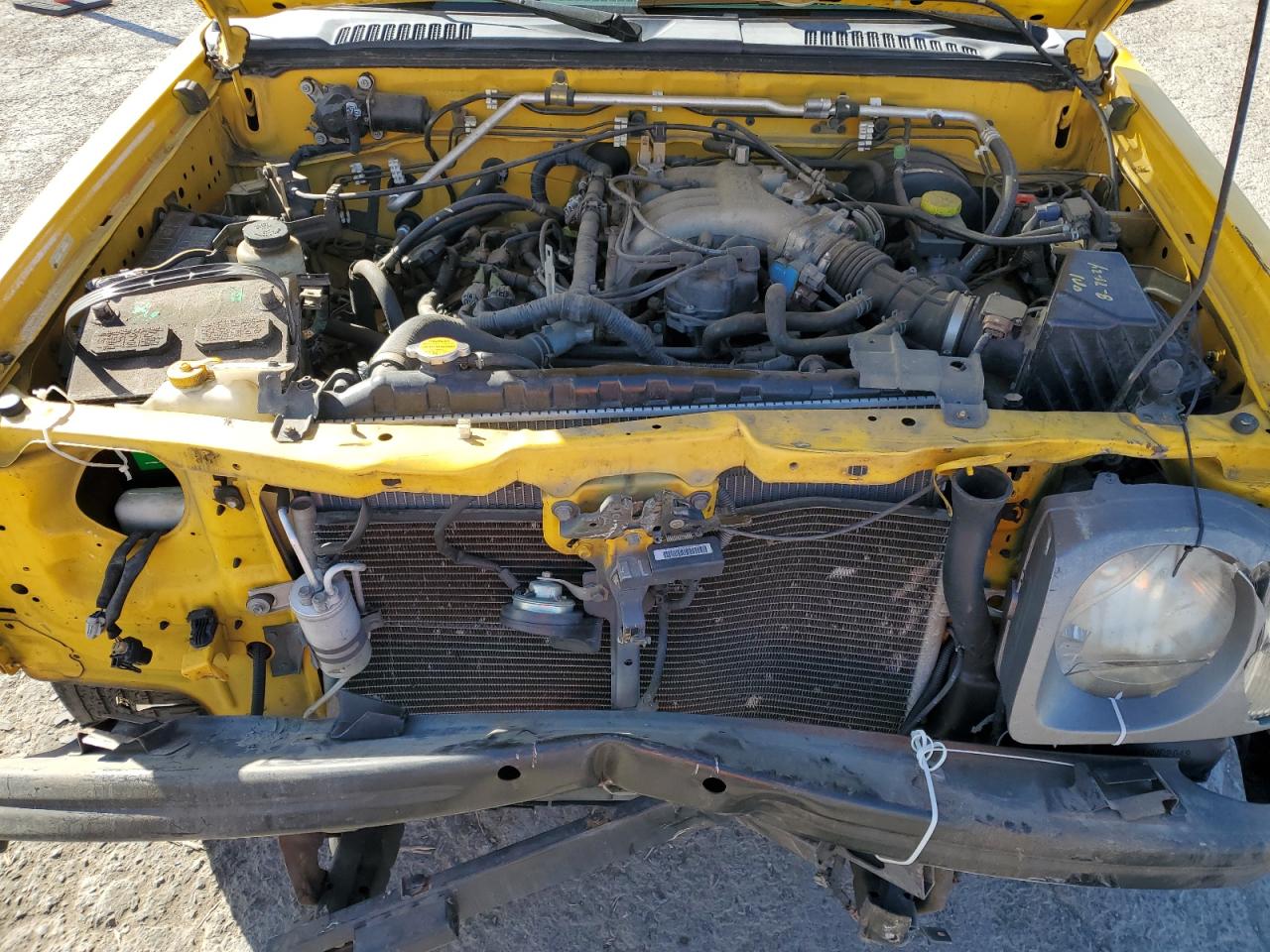 2002 Nissan Xterra Xe VIN: 5N1ED28T92C525527 Lot: 48939255