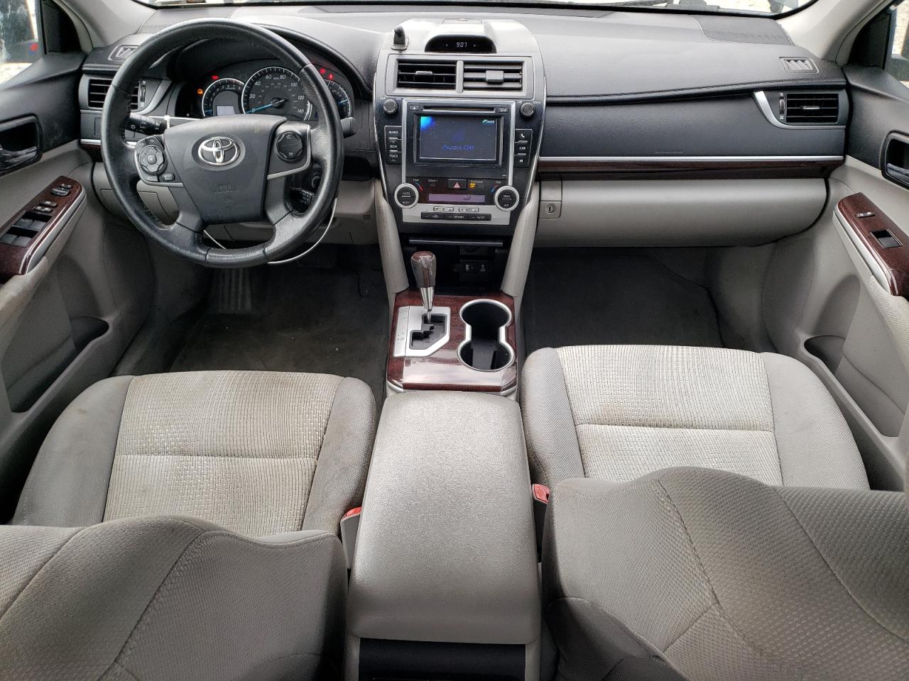 2012 Toyota Camry - Image 8