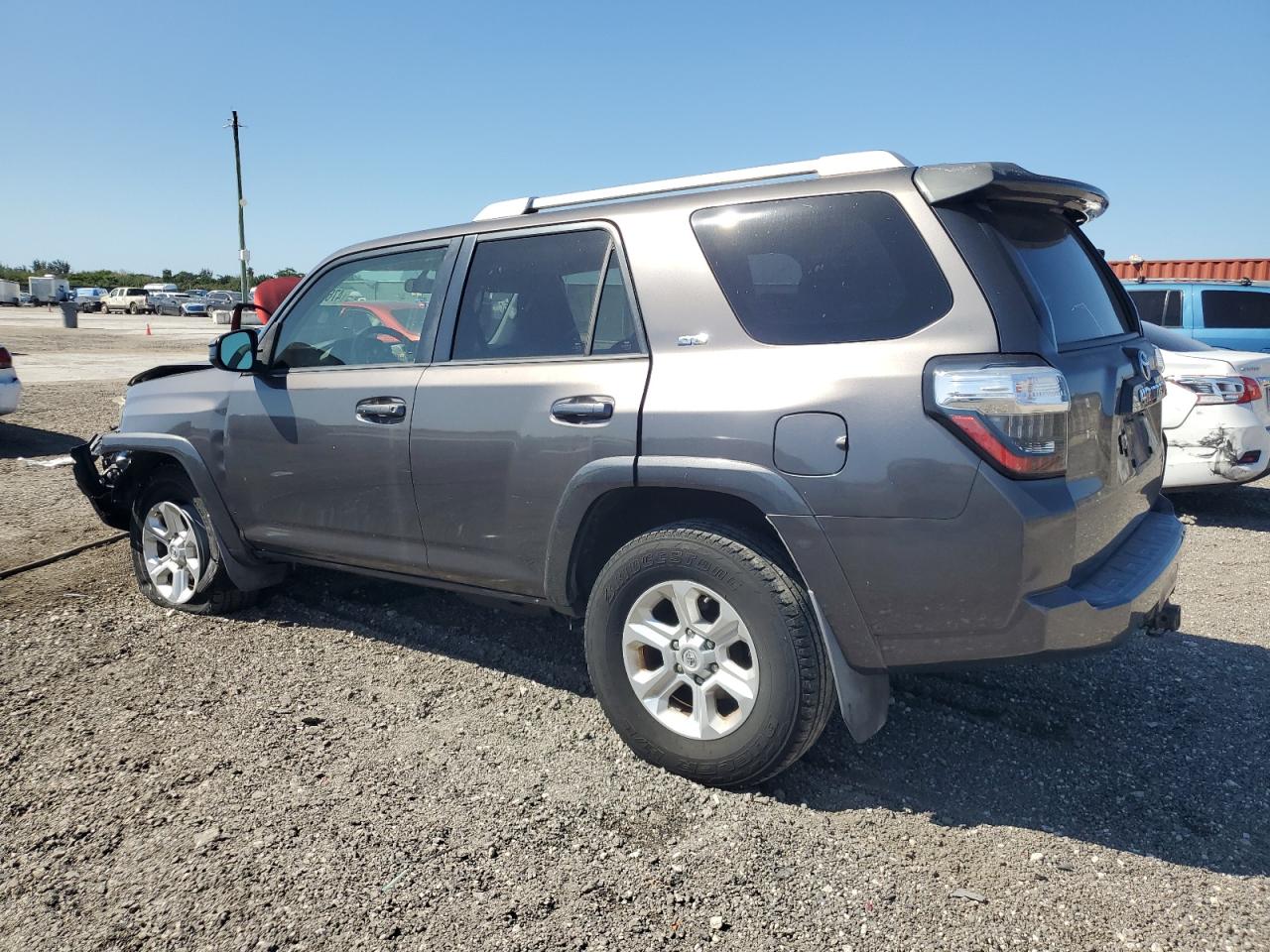 2015 Toyota 4Runner - Image 2