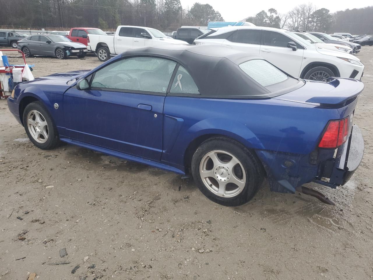 2004 Ford Mustang - Image 2