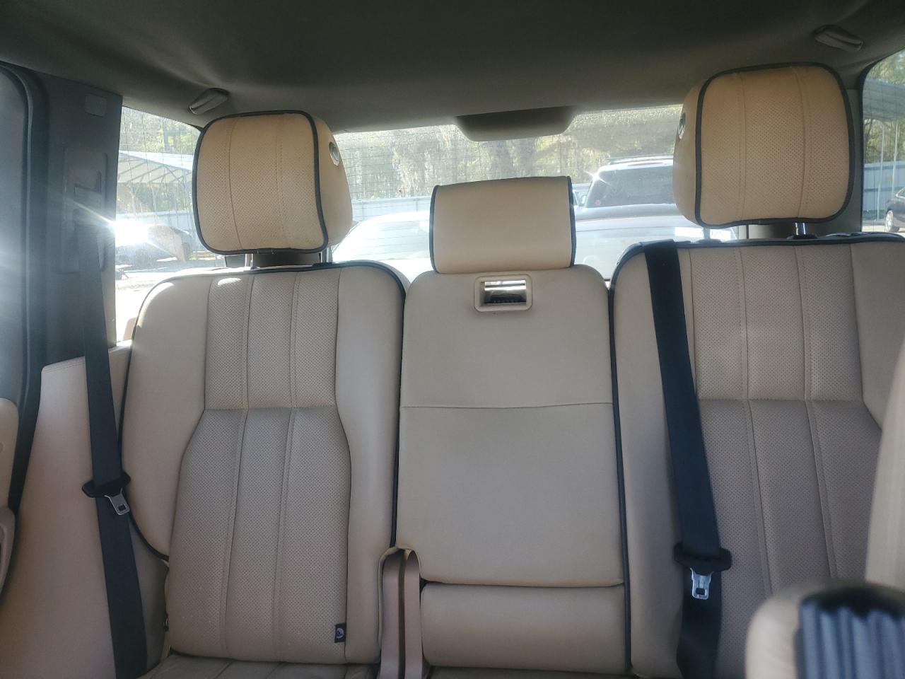 2010 Land Rover Range Rover Hse Luxury VIN: SALMF1E4XAA325096 Lot: 50802705