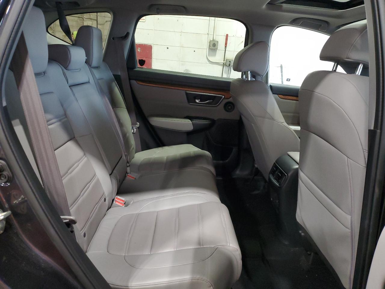 2017 Honda CR-V - Image 11