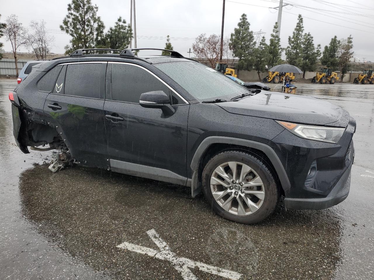 2019 Toyota RAV 4 - Image 4