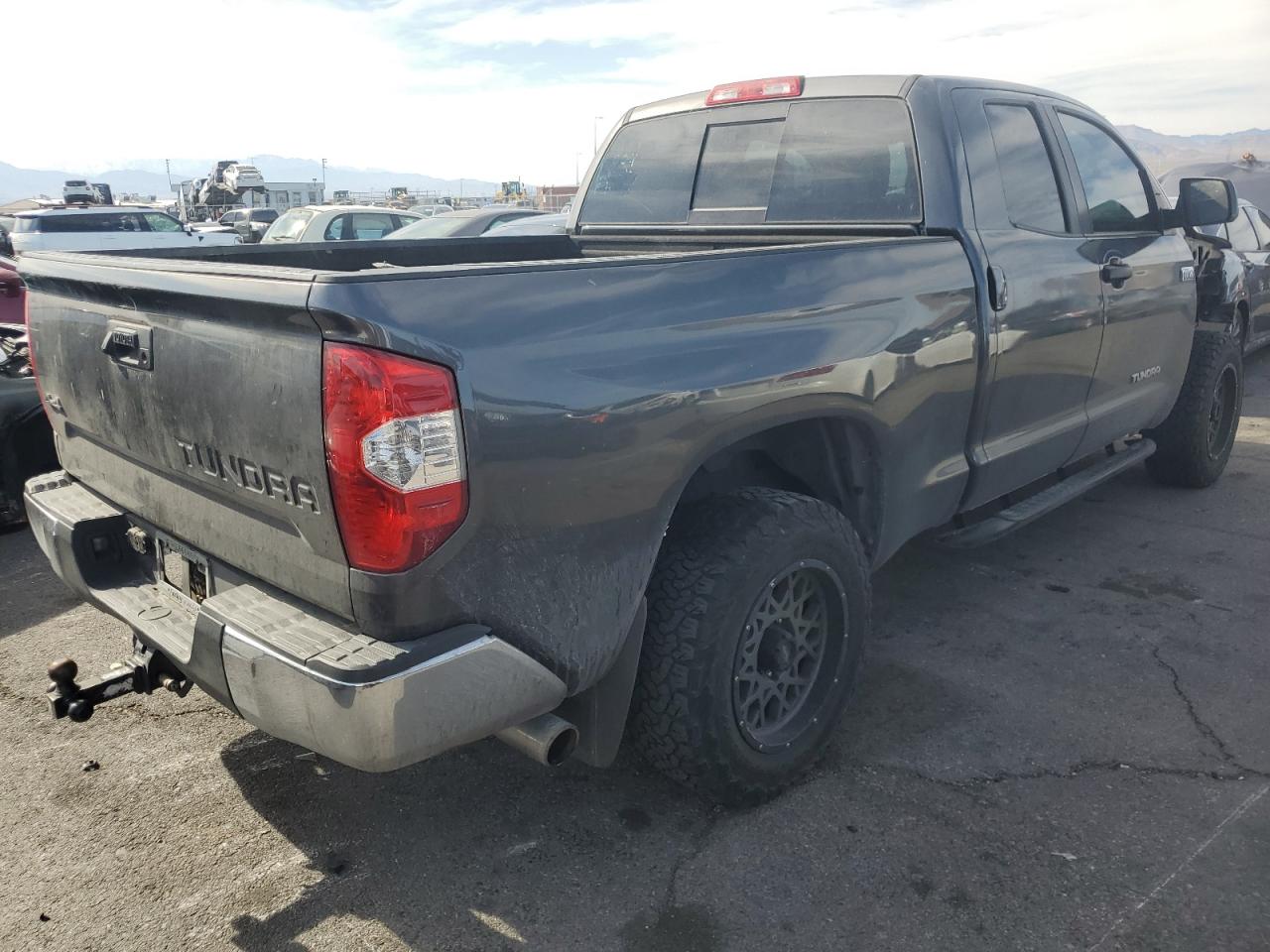 2015 Toyota Tundra - Image 3
