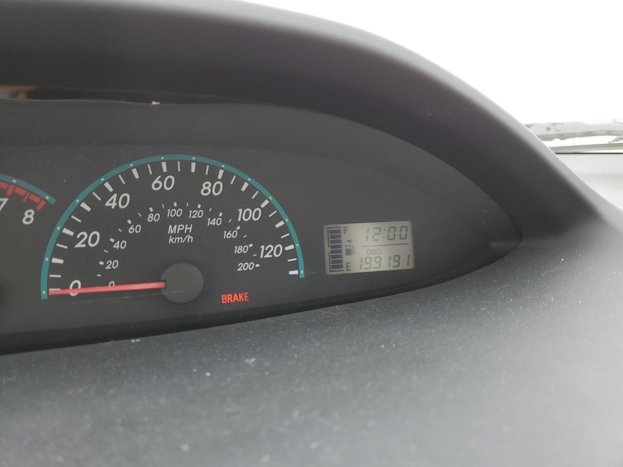 2012 Toyota Yaris - Image 9
