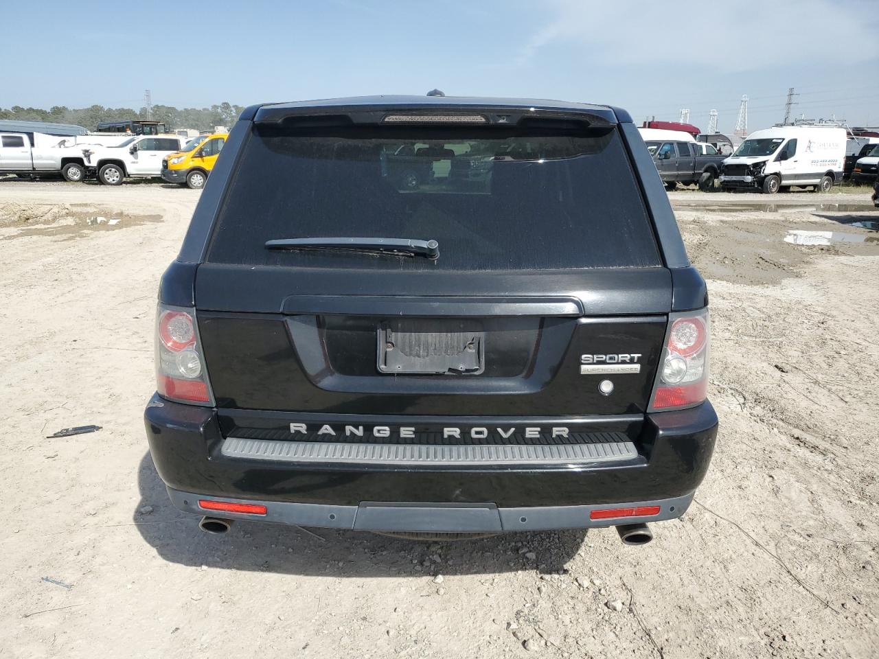 2010 Land Rover Range Rover - Image 6