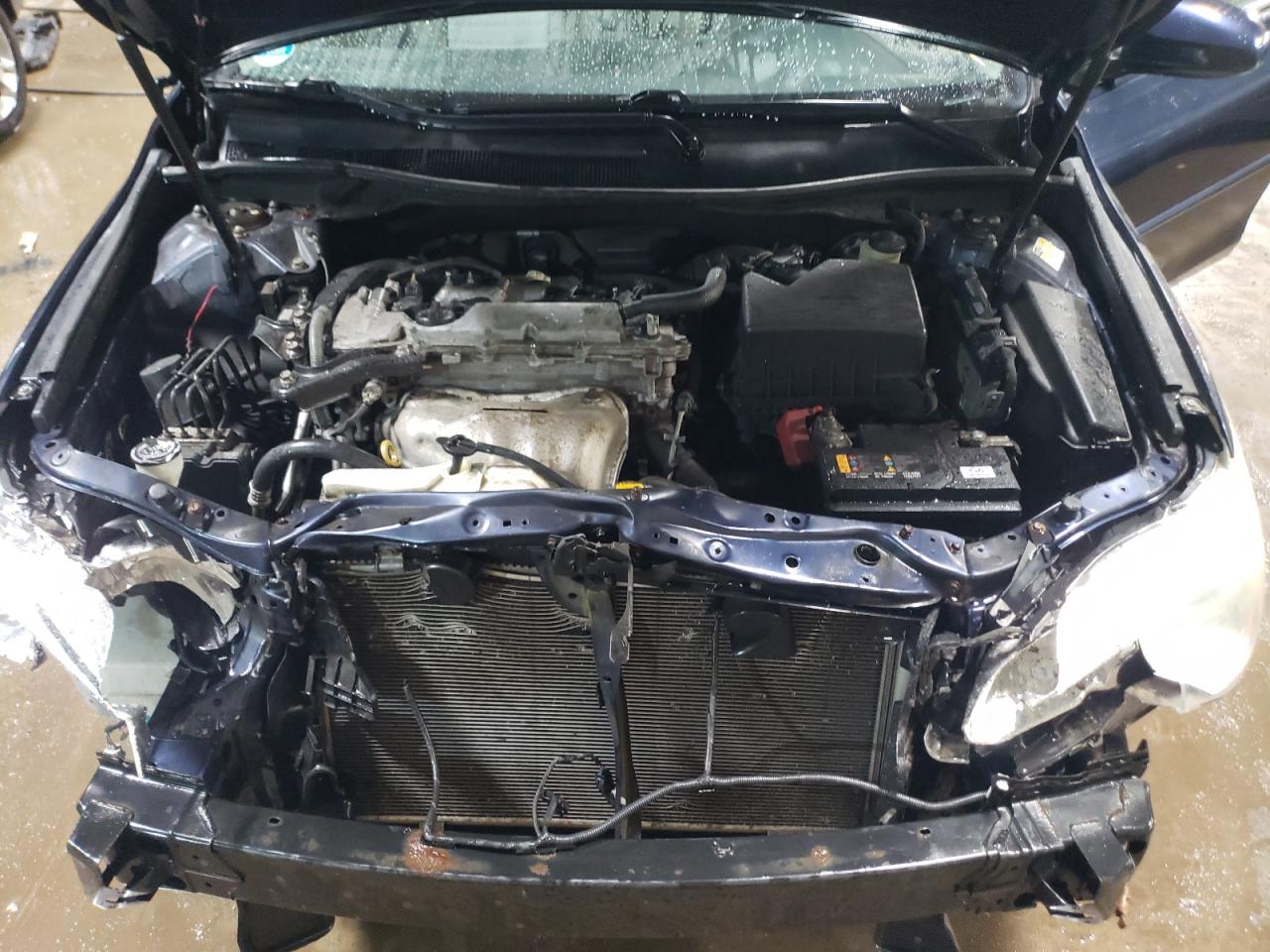 2015 Toyota Camry - Image 11