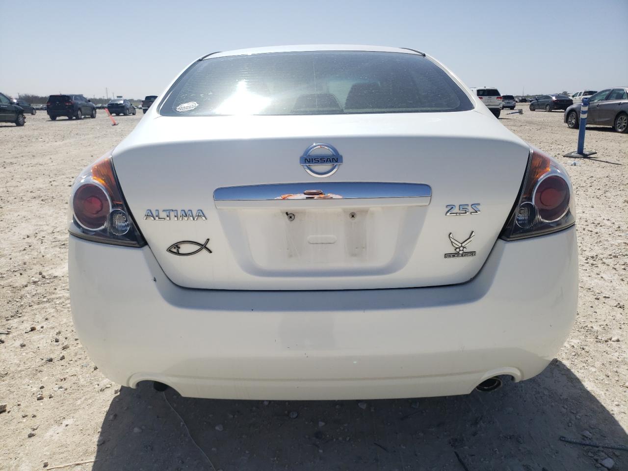 2009 Nissan Altima - Image 6